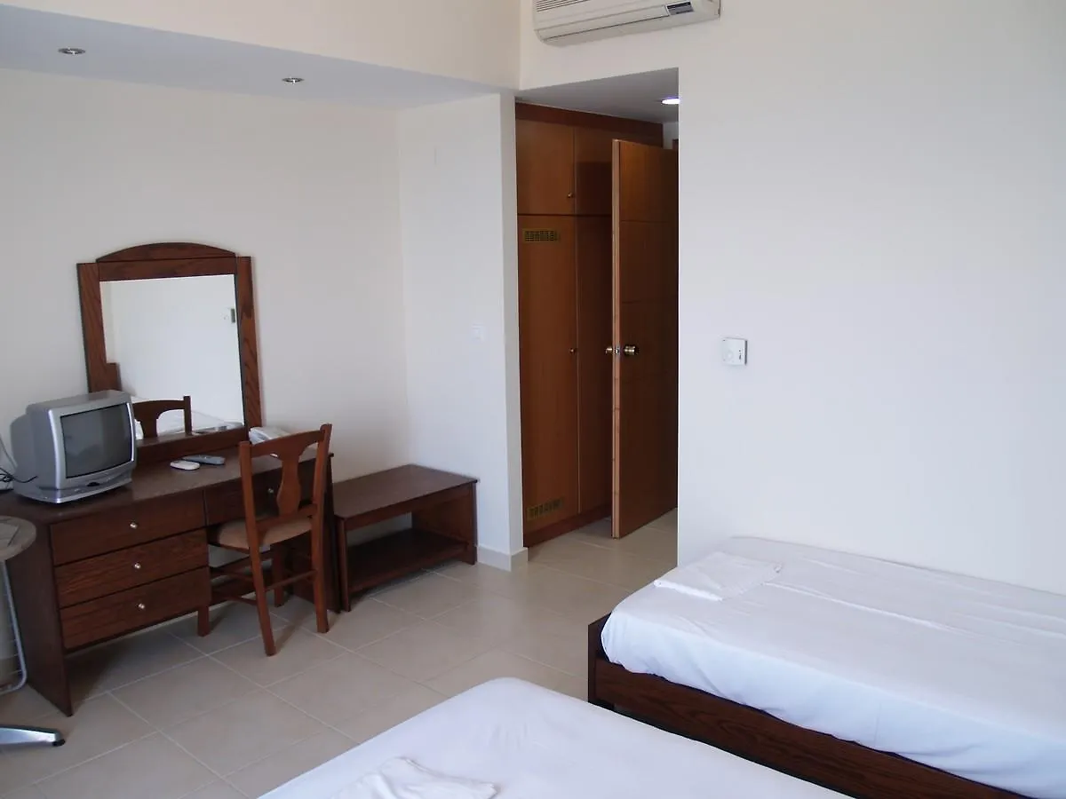 Kalypso Hotel Poros  Grecia